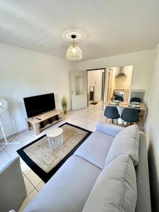Ferienwohnung Varsovia/Parking Privee/Calme Carcassonne Exterior foto